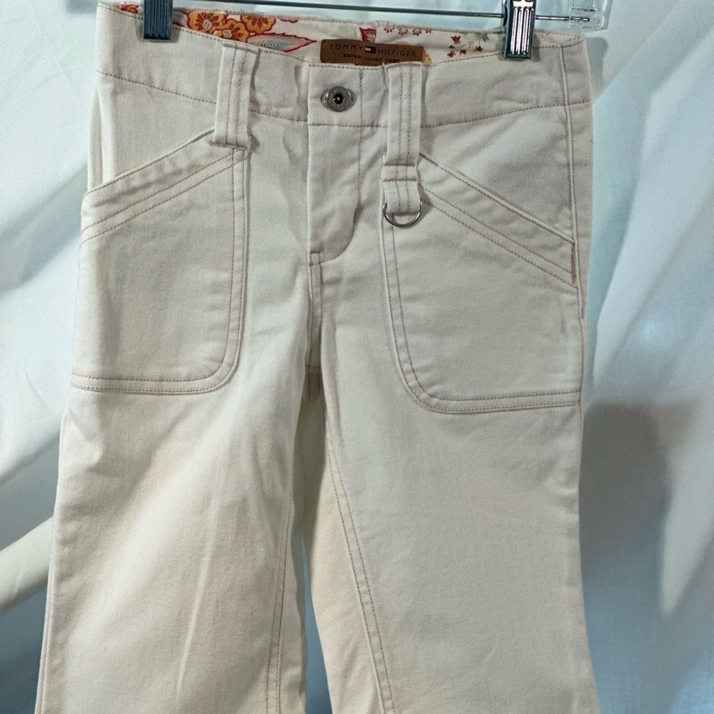 𝅺GIRLS, Tommy‎ Hilfiger cream, off-white pants, Capri size 7